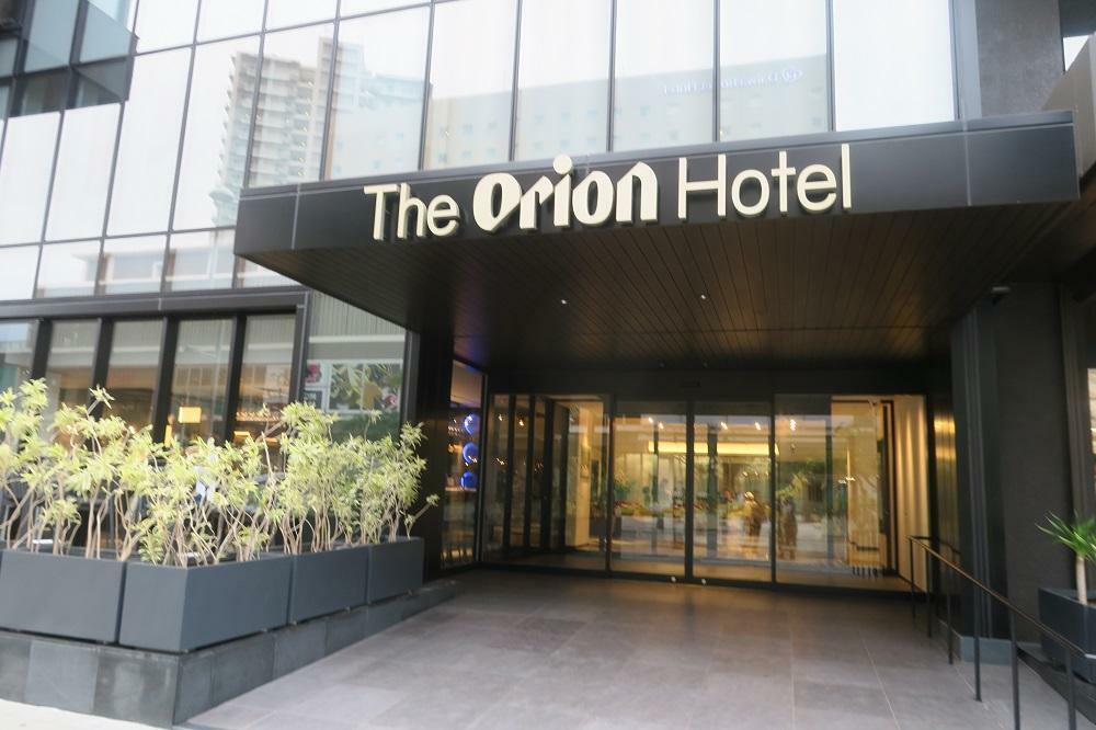 オリオンホテルの入口