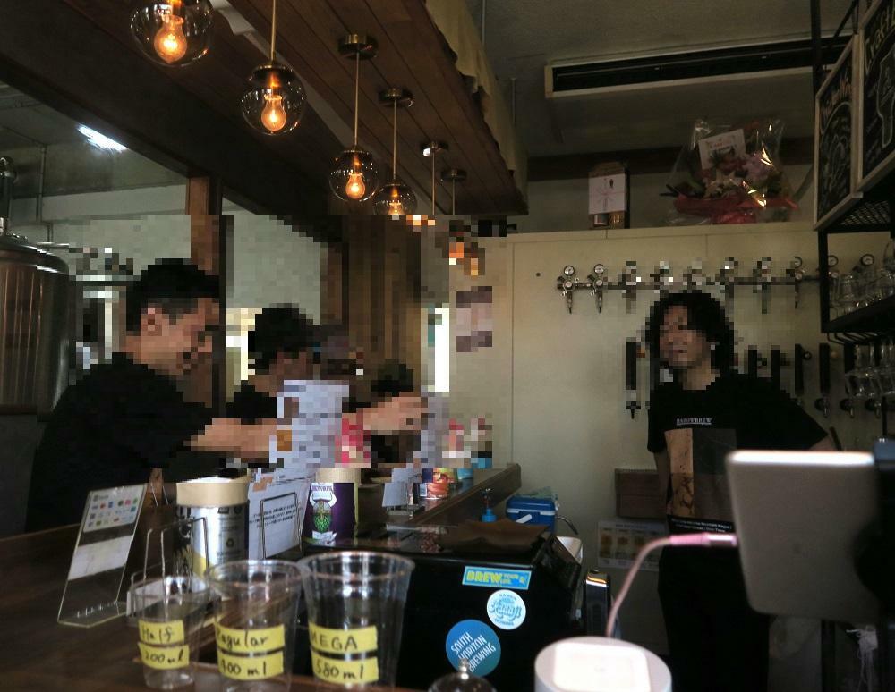 「Witch’s」の店内