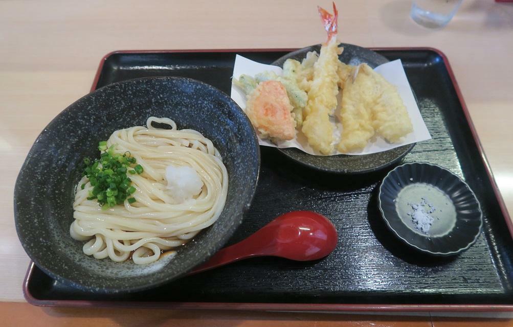 天ぷら盛り合わせうどん　えびきす