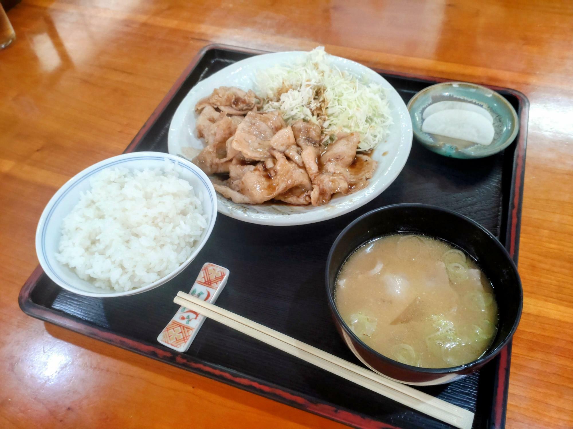 生姜焼き定食　900円(税込)