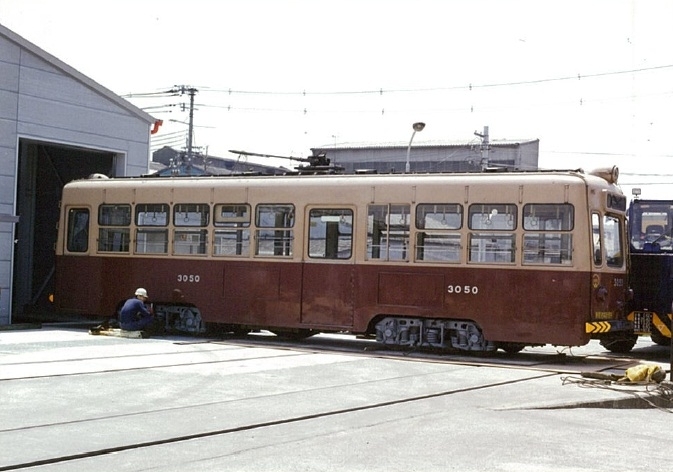 なつかしの大阪市電車両とトロリーバスが市指定文化財に／大阪