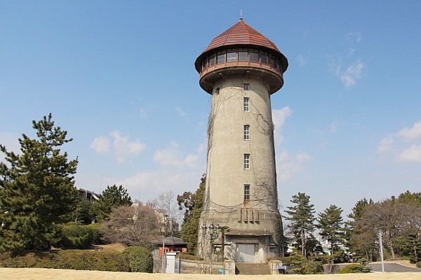 名古屋「ムーミンの家みたい」な給水塔が3年半ぶり一般公開 (Yahoo