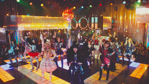 AKB48」の新曲「ハロウィン・ナイト」のジャケ写とMVが公開
