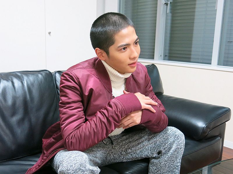 志尊淳 役者人生初の丸刈り！飛躍の原動力は尊敬する先輩（Yahoo