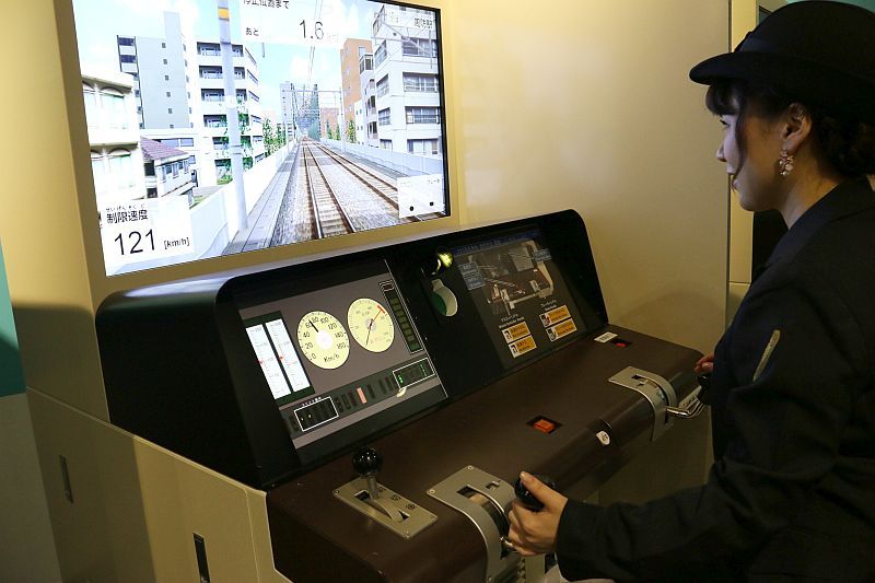 京都鉄道博物館の運転シミュレーターや日本最大級のジオラマとは The Page Yahoo ニュース