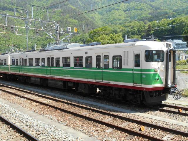 長野に 東海道線 しなの鉄道に湘南カラーの電車復活 The Page Yahoo ニュース
