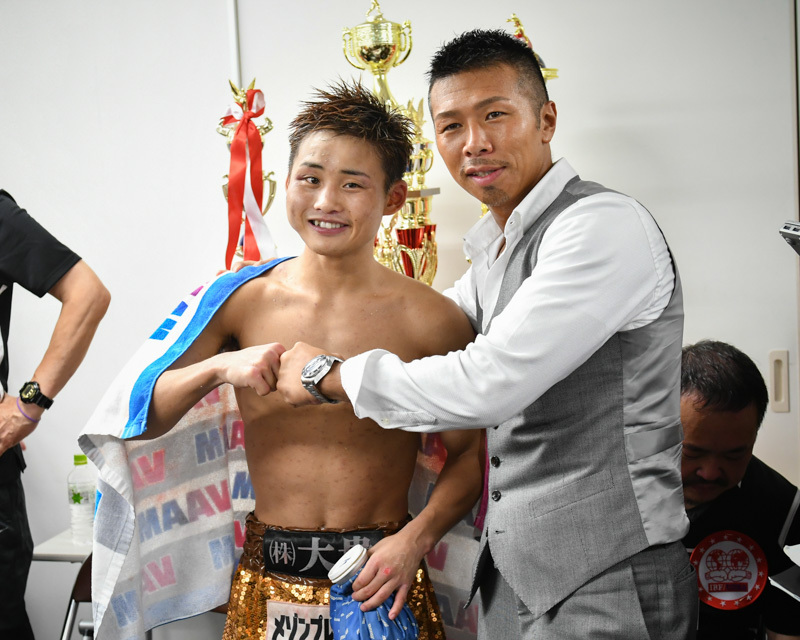 元WBA世界Sフェザー級王者「KOダイナマイト」内山高志が現役引退