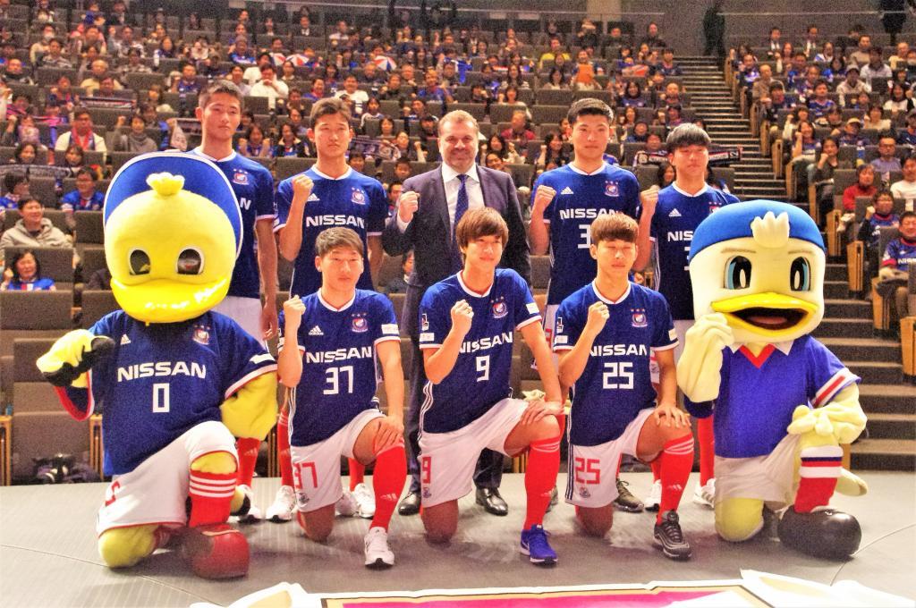 Amazon.co.jp: 横浜Fマリノス ユニフォーム 中村俊輔 Mサイズ