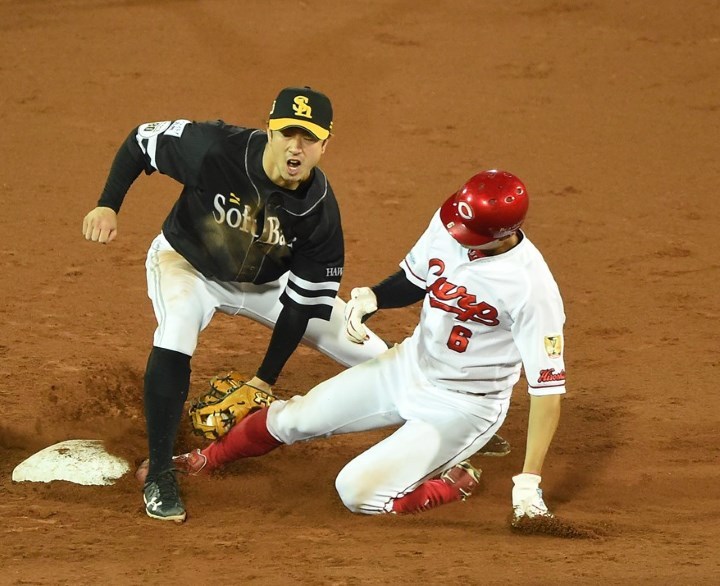 2018日本シリーズ総括。走塁で“ミス”を重ねた広島の敗退は必然【伊原