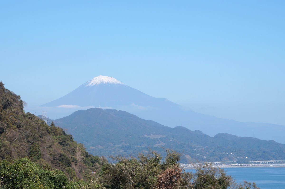 富士山と宗教 八合目から頂上は県境なし 土地未登記の 異界 The Page Yahoo ニュース