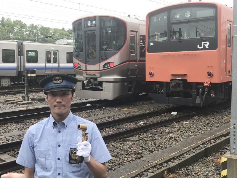 大阪環状線201系運行終了 担当運転士「オレンジはこれしかない」（THE