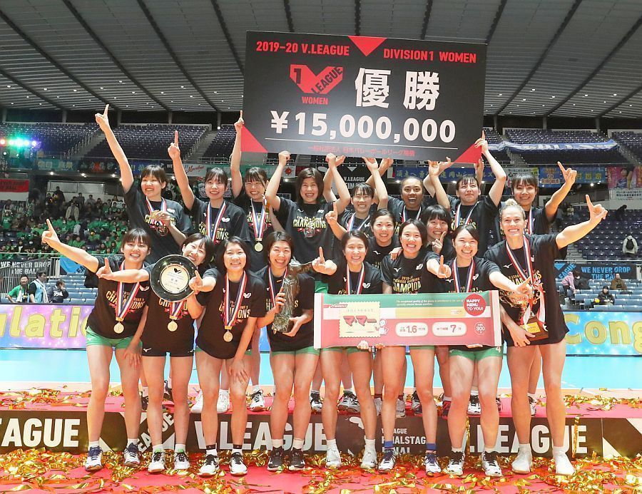 バレーJTが令和最初のVリーグ女王 吉原知子監督「心強い選手たち