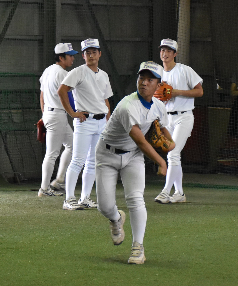 高校野球 甲子園へ始動、響き渡る球音 花咲徳栄が全体練習再開 ／埼玉（センバツLIVE！） - Yahoo!ニュース