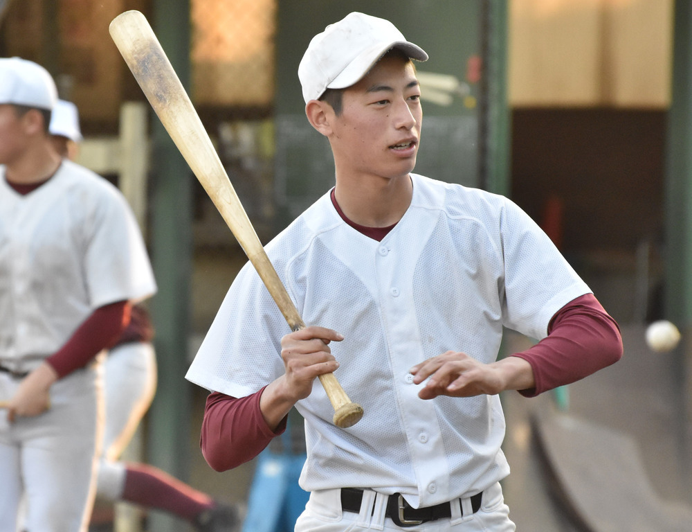 春に輝け・常総学院の挑戦2021＞選手紹介／8 中村蒼中堅手（2年