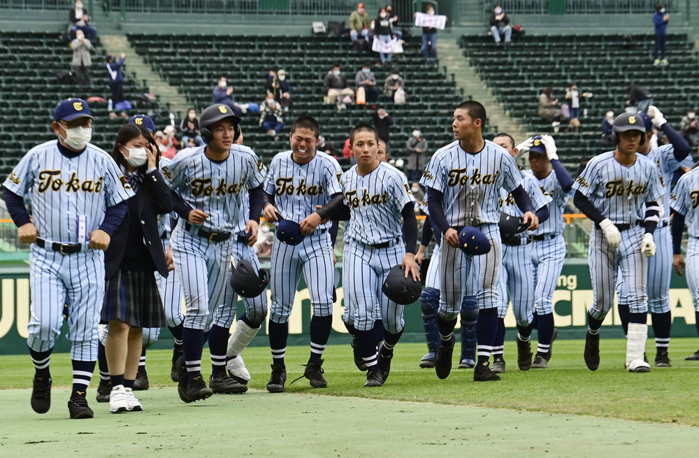 第９３回選抜高校野球 東海大甲府、力尽く 八回同点打、延長で涙 ／山梨（センバツLIVE！） - Yahoo!ニュース