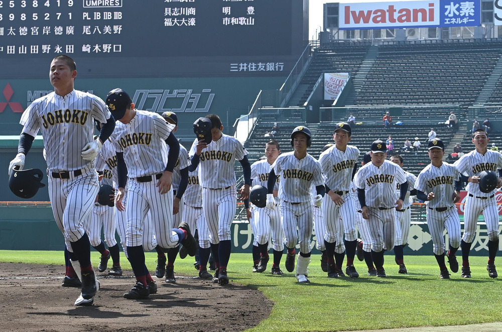 第93回選抜高校野球 2回戦 城北大接戦 やまぬ拍手、夏再来