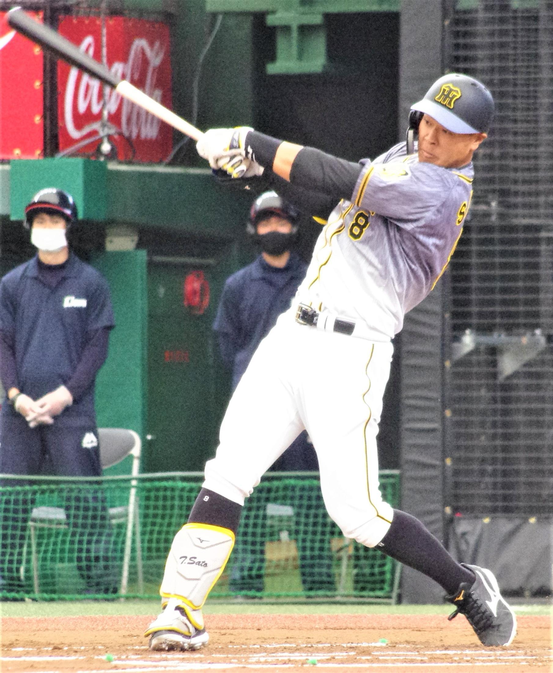 なぜ阪神“黄金新人”佐藤輝明の衝撃のプロ初アーチが生まれたのか