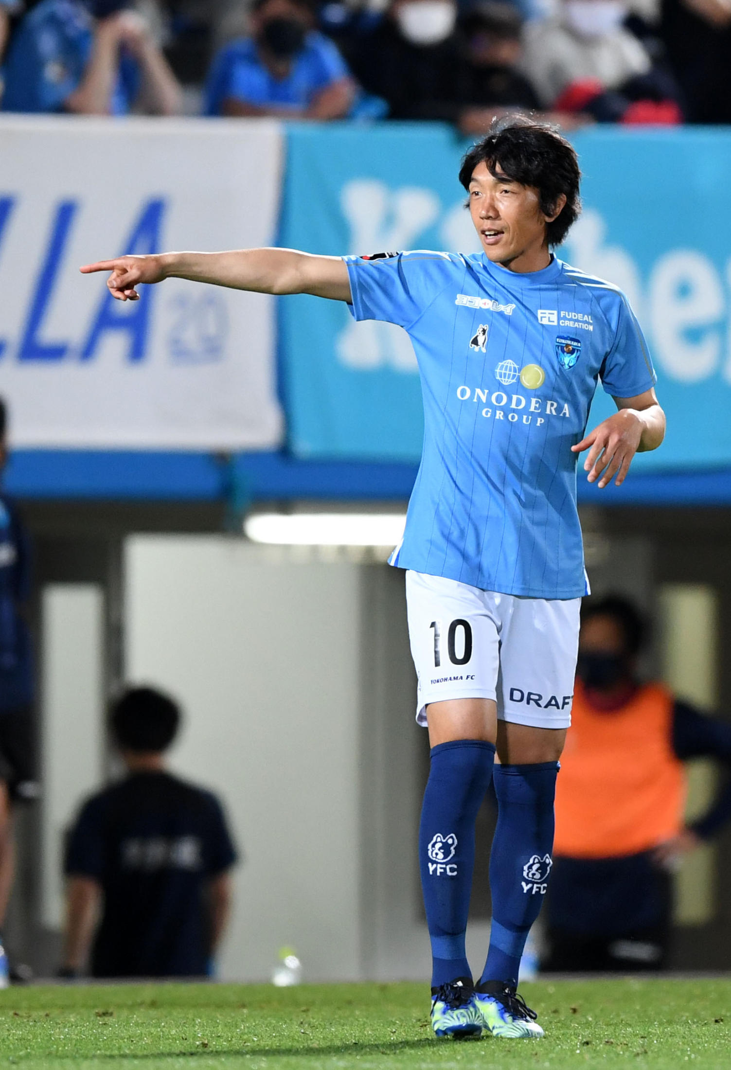 なぜ天皇杯で再び ジャイキリ が起きたのか J1横浜fcがj3八戸にj1広島が5部相当の京都に敗れる Yahoo ニュース オリジナル The Page なぜ天皇杯で再び ジャイキリ が起きたのか J1横浜fcがj3八戸にj1広島が5部相当の京都に敗れる Yahoo ニュース オリジナル The Page
