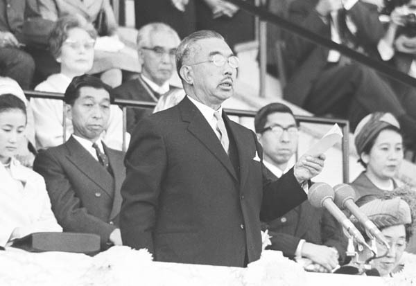昭和天皇が57年前に東京大会で示された五輪の神髄を突く見識（春日良一）