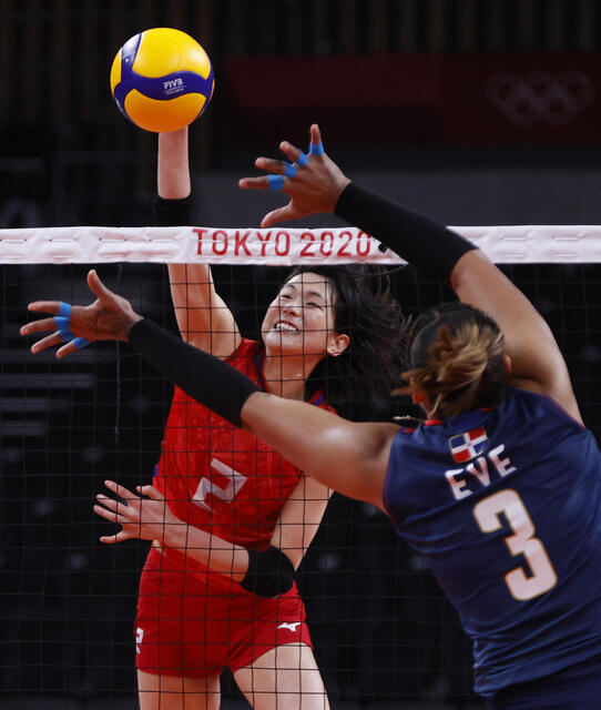 なぜメダル期待の女子バレーが惨敗し不安視された男子バレーが決勝tへ進むことができたのか 機能しなかったベンチワーク Yahoo ニュース オリジナル The Page なぜメダル期待の女子バレーが惨敗し不安視された男子バレーが決勝tへ進むことができたのか 機能しなかったベンチワーク Yahoo ニュース オリジナル The Page