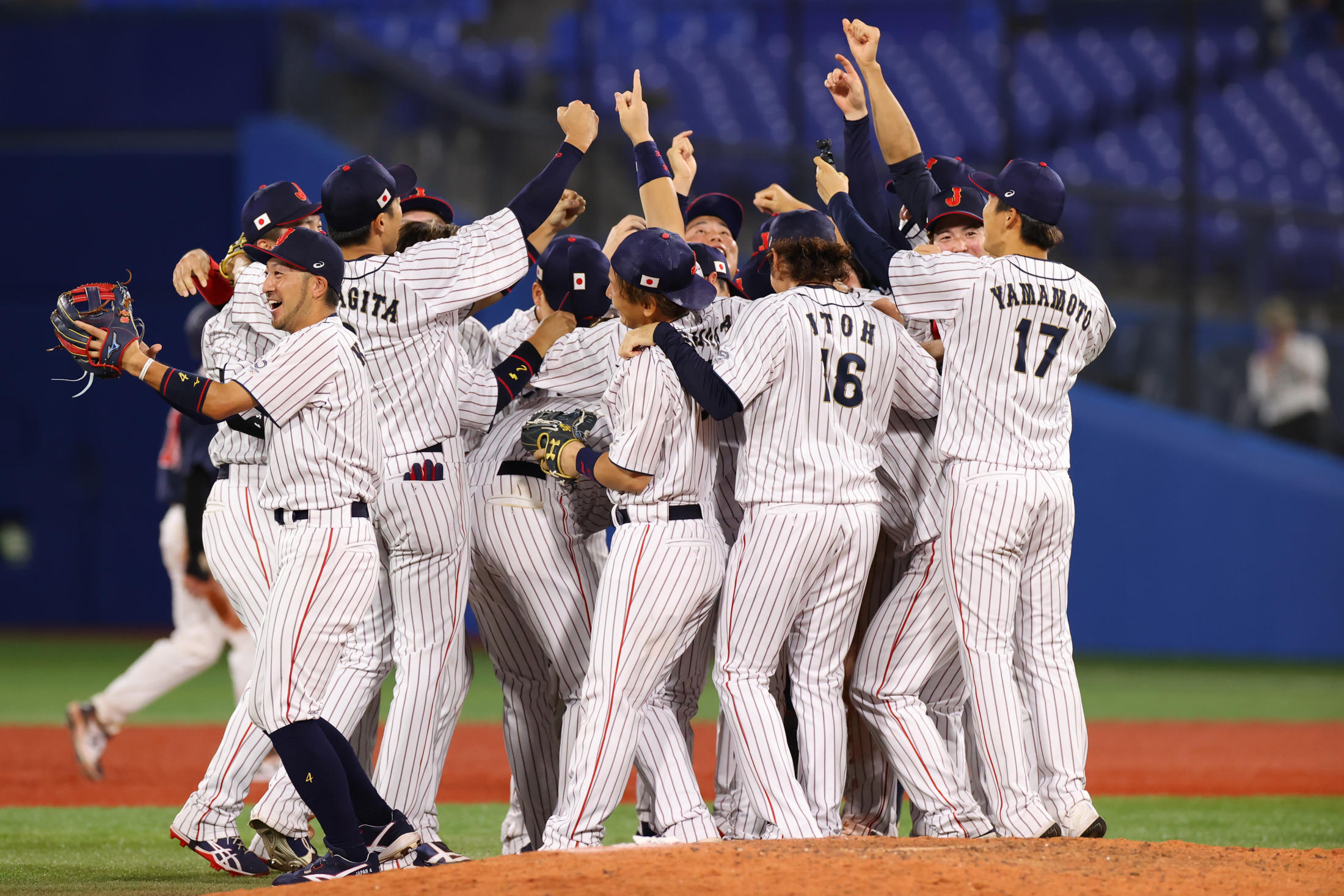 金メダルの稲葉ジャパンと4位だった13年前の北京五輪代表の何がどう