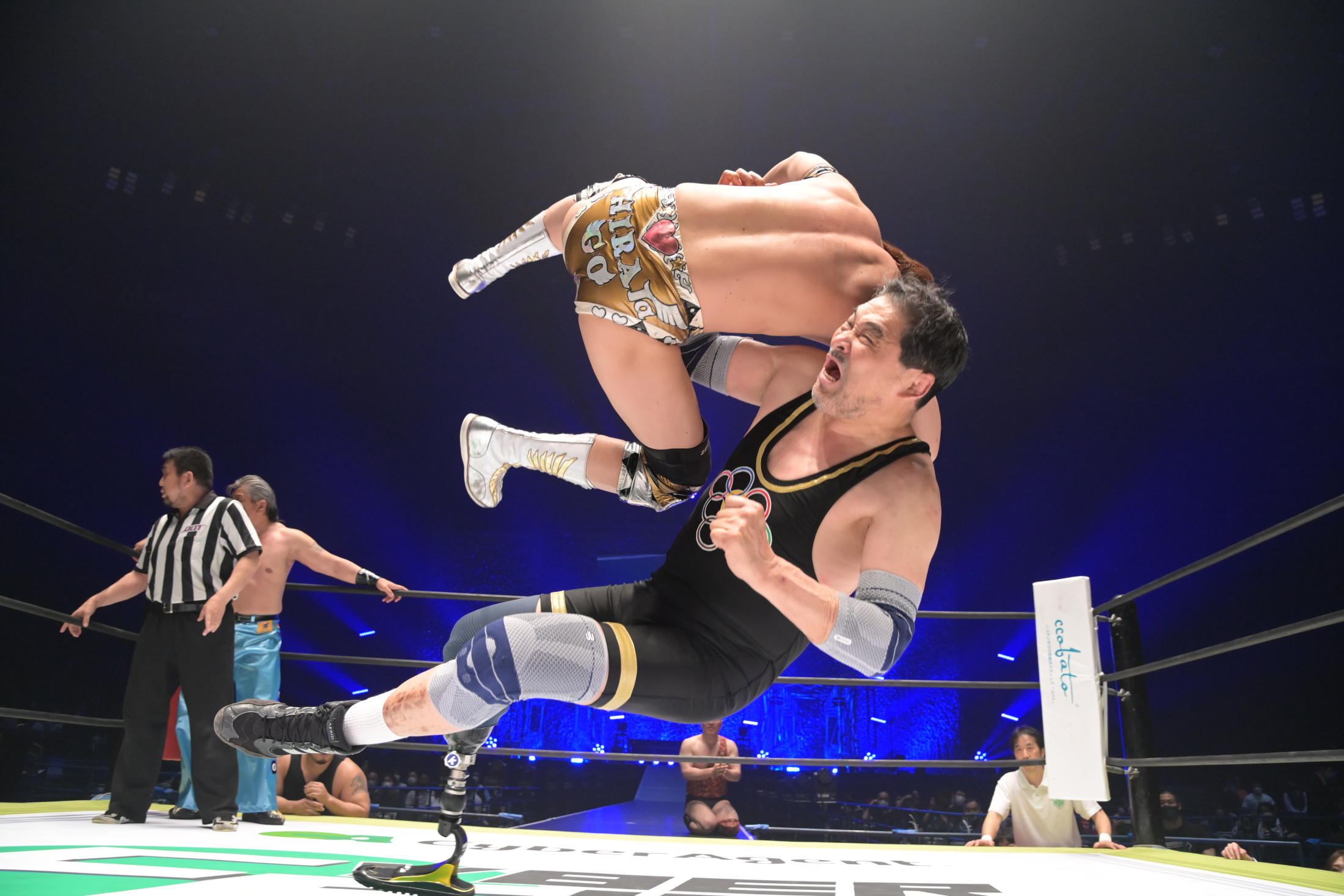 かっこいいと言わせたい 世界初のプロレス義足で戦うレスラーと義肢装具士の挑戦 Yahoo ニュース オリジナル 特集