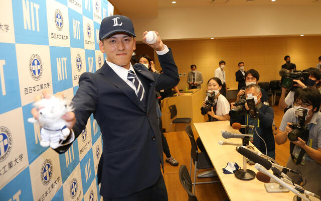 ノムさん 側近 元ヤクルト編成部長がドラフト成否を採点 戦略型と独自路線型 90点は西武と日ハム 60点は楽天 ロッテだ Yahoo ニュース オリジナル The Page ノムさん 側近 元ヤクルト編成部長がドラフト成否を採点 戦略型と独自路線型 90点は西武と日ハム 60点は楽天 ロッテだ Yahoo ニュース オリジナル The Page