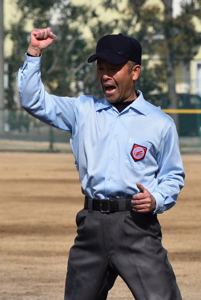 第９４回選抜高校野球 元球児、初の夢舞台 島田市職員・荒波さん、審判として甲子園へ ／静岡（センバツLIVE！） - Yahoo!ニュース