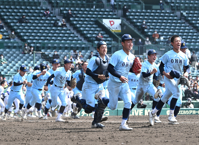 センバツ2022 2回戦 近江8強入り 一挙5点 猛打で逆転 滋賀 センバツlive Yahoo ニュース センバツ2022 2回戦 近江8強入り 一挙5点 猛打で逆転 滋賀 センバツlive Yahoo ニュース