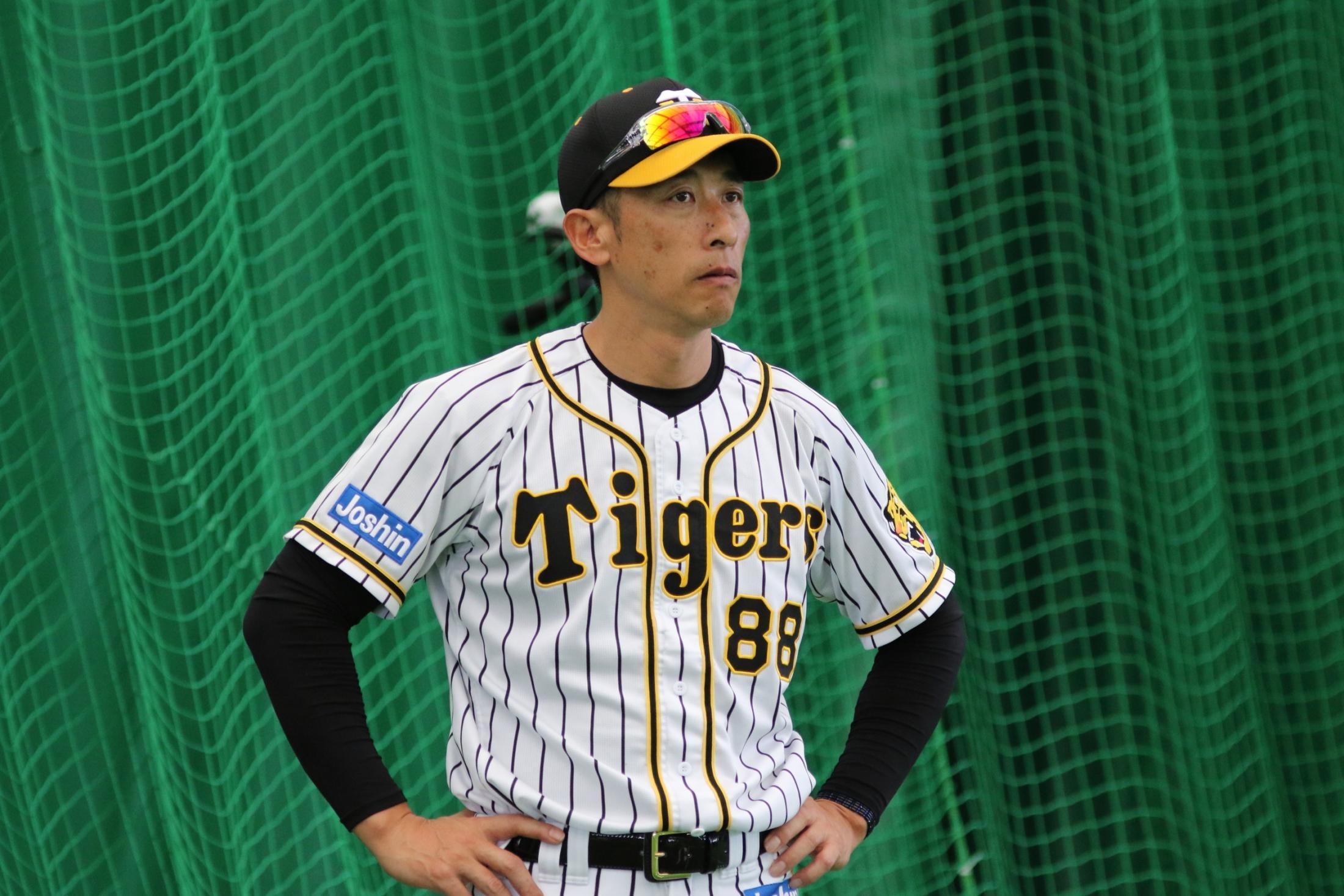当選品★阪神タイガース　矢野燿大　直筆サイン入りバット★矢野輝弘 Yahoo!オークション -「矢野燿大 サイン」の落札相場・落札価格
