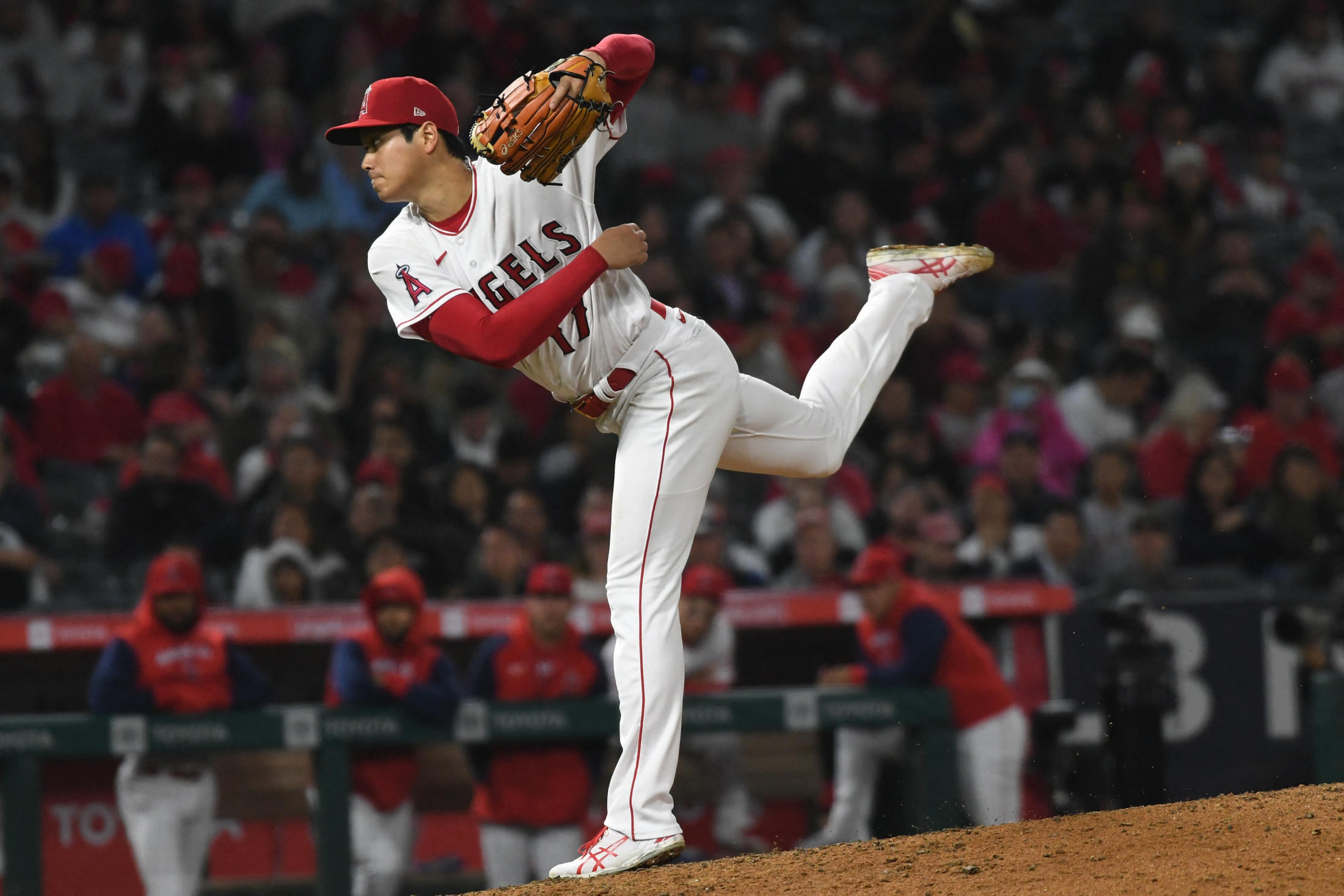 米メディアは不調でも2勝目ゲットの大谷翔平“リアル二刀流”初の