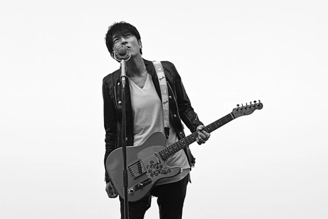 Mr Childrenは 自分が潰されそうなぐらい大きな存在 30周年に桜井和寿が語る これから の年 Yahoo ニュース オリジナル 特集 Mr Childrenは 自分が潰されそうなぐらい大きな存在 30周年に桜井和寿が語る これから の年 Yahoo ニュース オリジナル 特集