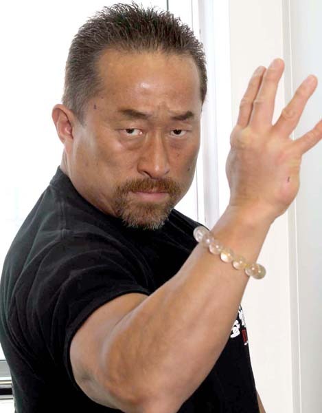 角田信朗引退試合に武蔵を指名「1Rから全力で。角ちゃんに失礼だよ」【「テレビと格闘技」2003年大晦日の真実】