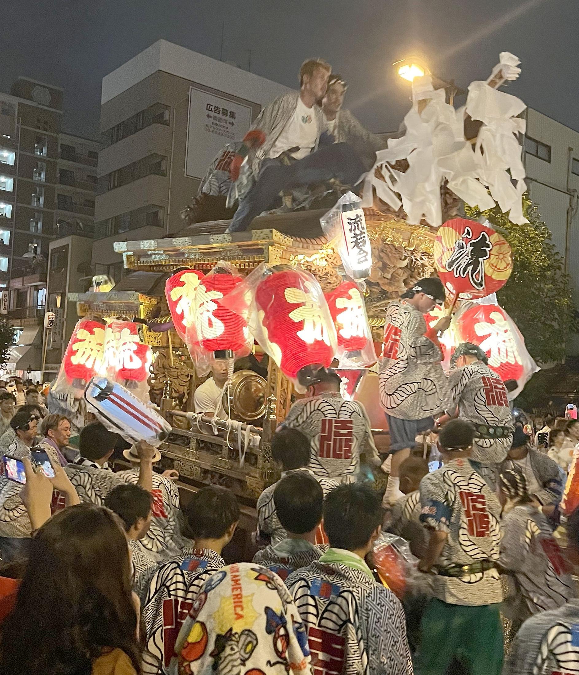 3年ぶり大阪 平野のだんじり集結 平野郷夏まつりで 九町合同曳行 13日は宮入 Yahoo ニュース オリジナル The Page