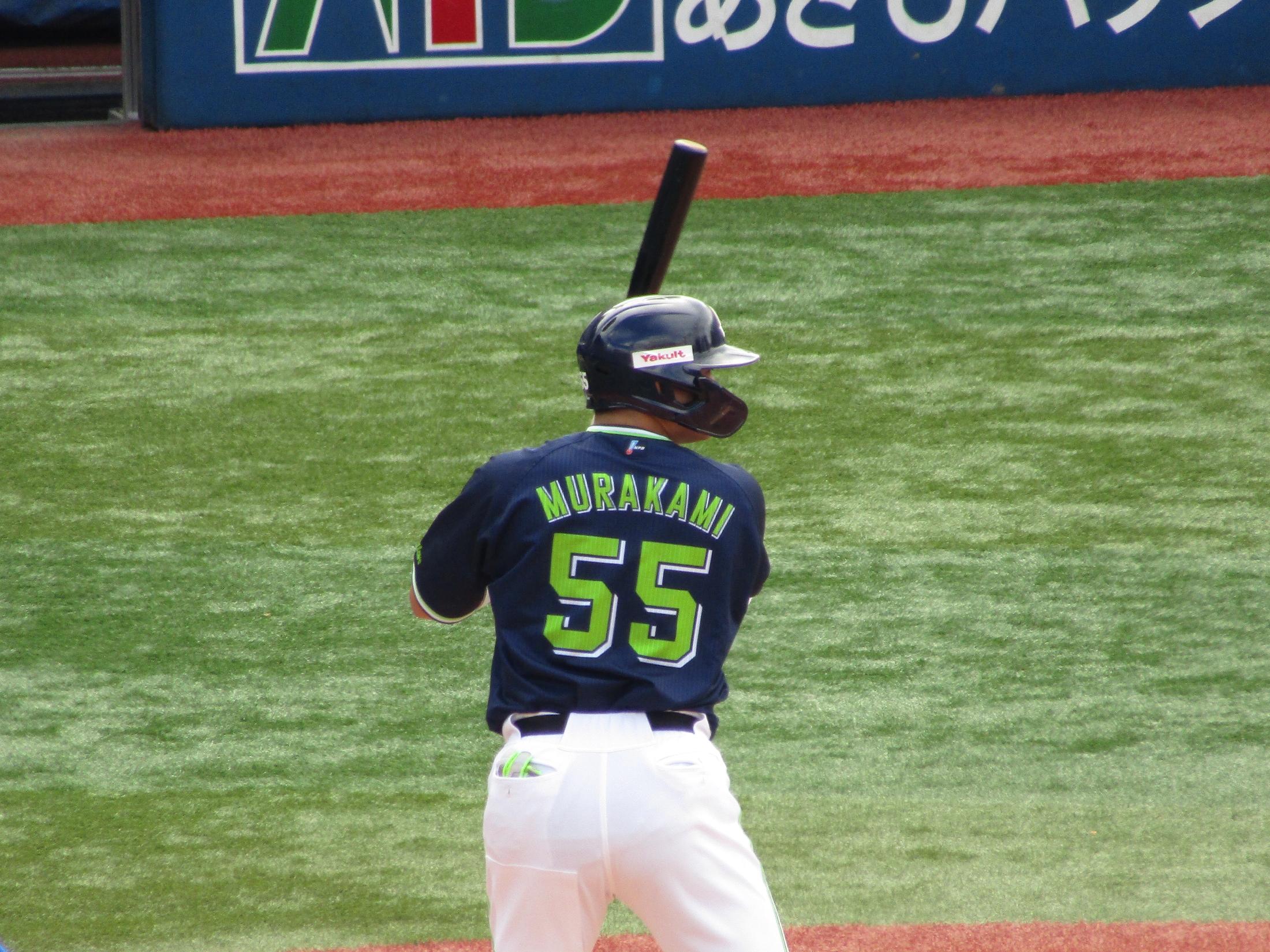 村上宗隆選手 靴べら すべりこみ（村上宗隆選手 靴べら すべりこみ）