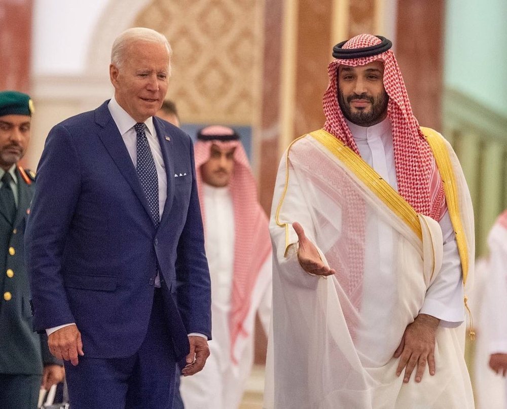 バイデン激怒「OPECプラス減産」に見え隠れするサウジアラビアの思惑