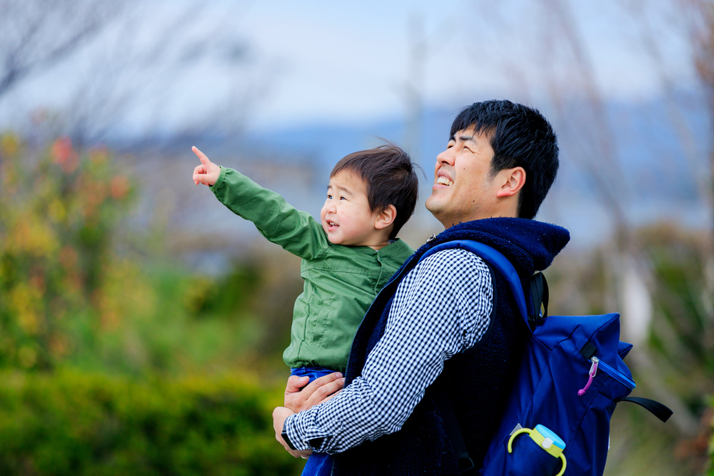 韓国「出生率改善」に期待がかかる「育休パパ」の急増