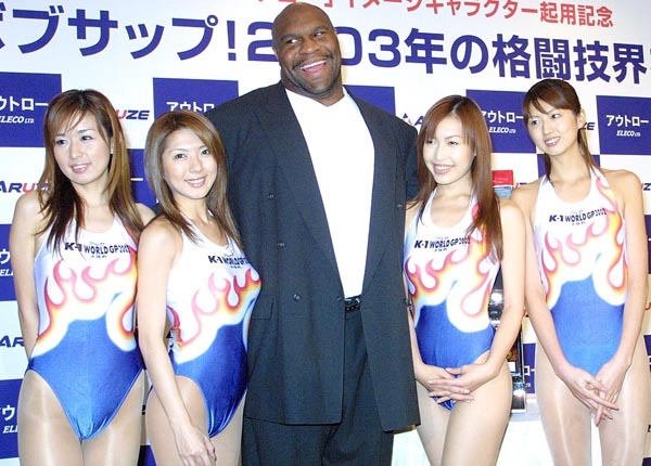 岡田和生社長はタイソン対サップ戦を「東京でやってほしい」と主張【「テレビと格闘技」2003年大晦日の真実】
