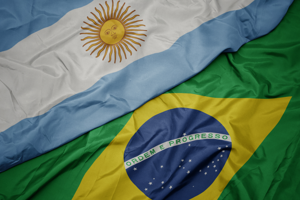 中国にとって「渡りに船」のブラジル・アルゼンチン「共通通貨構想」