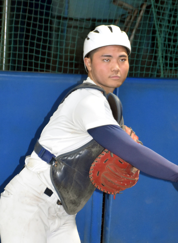 春に挑む＞選手紹介／１２ 東海大菅生・伊藤望幸／二松学舎大付・青木