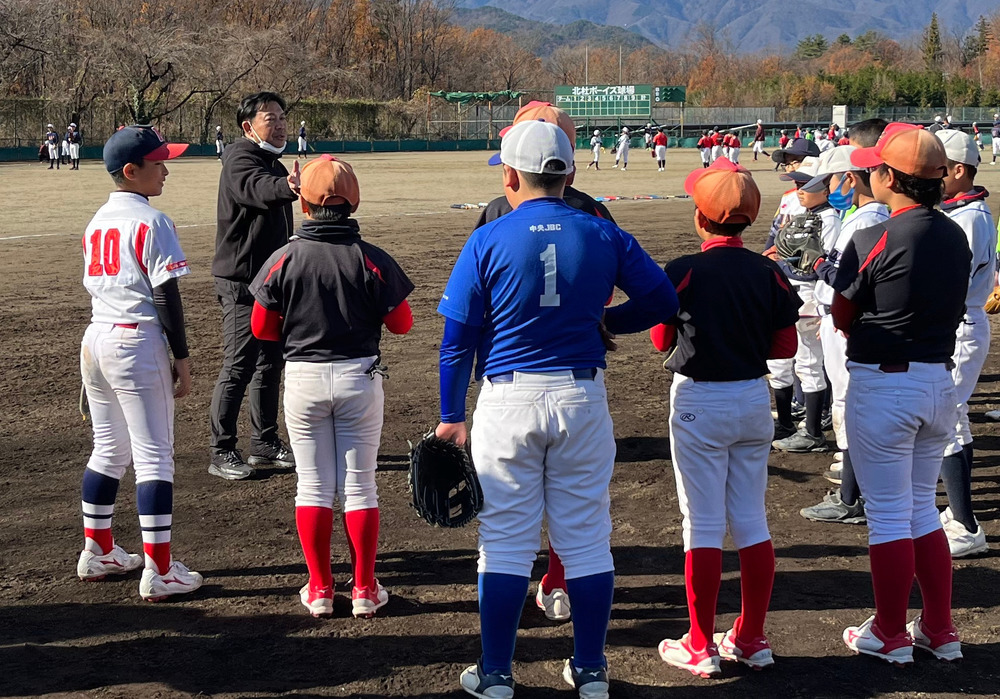 センバツ高校野球 昔日のライバルも声援 東海大甲府出身・元プロの久慈