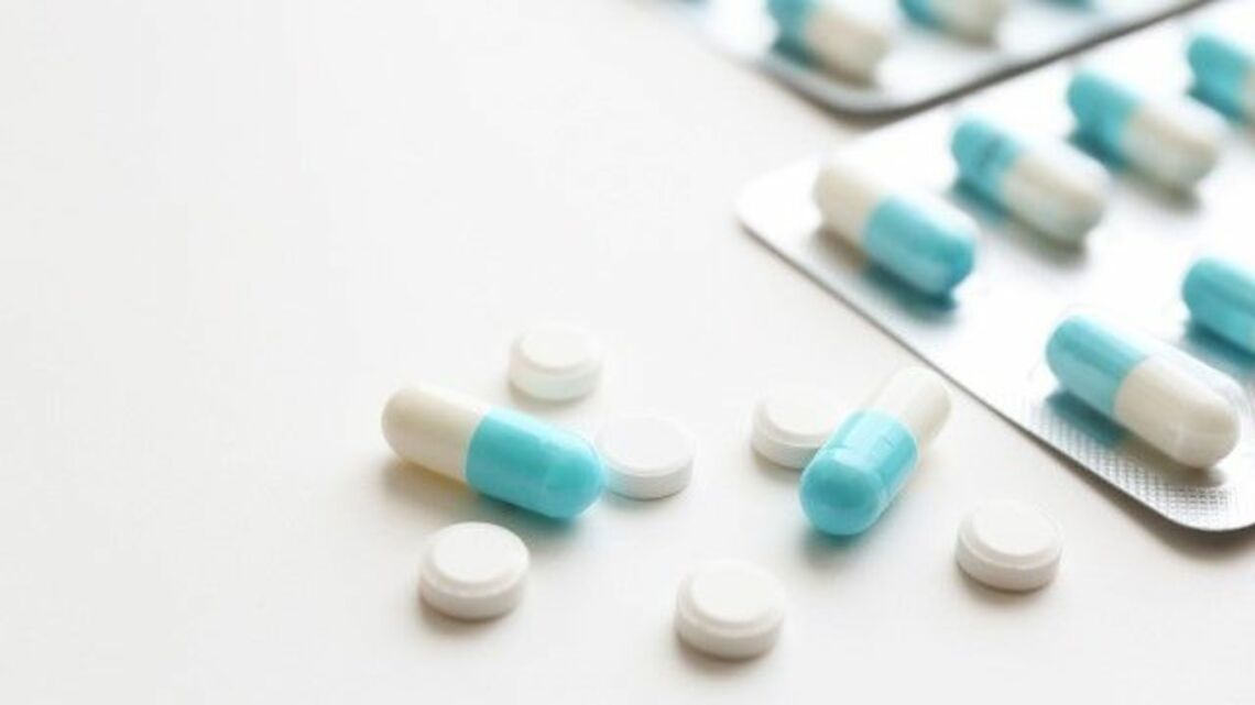 今年目立った異例の薬価「引き上げ」が追い風の医薬品株