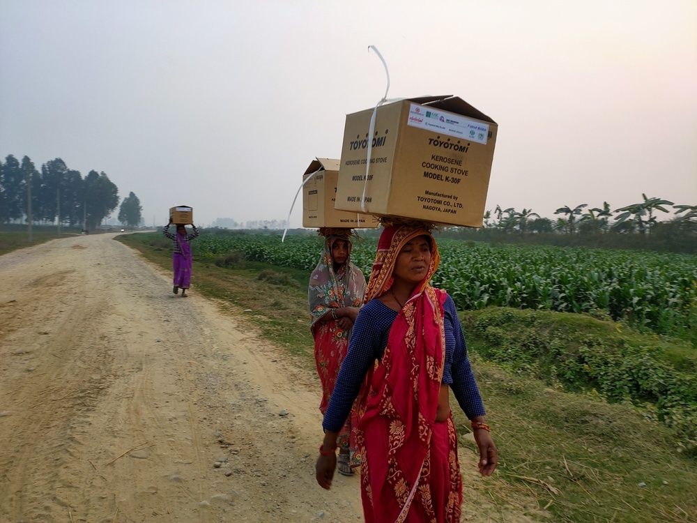 「子宮脱」「児童婚」から女性と子供たちを解放せよ：ネパールで貧困と戦う日本人