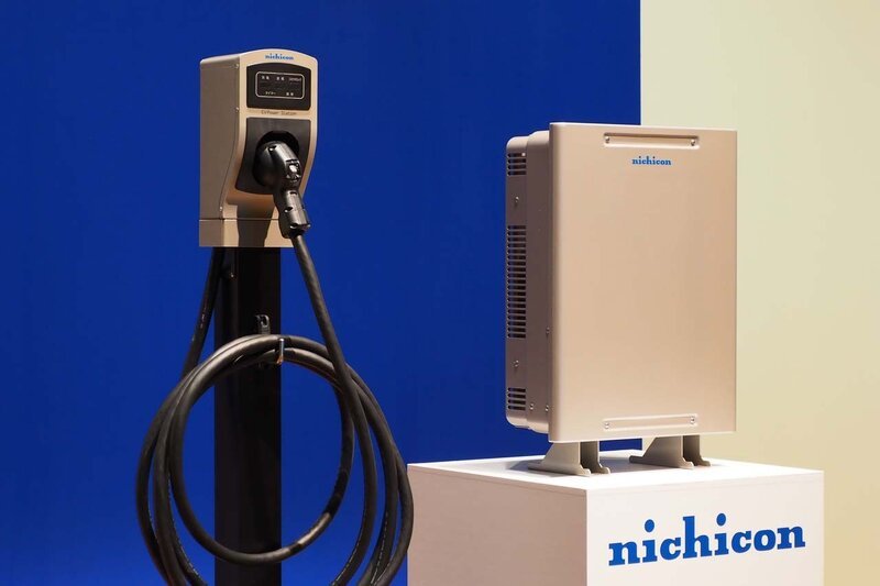 蓄電池のニチコン、小型軽量・高効率化を実現した新型「EVパワーステーション」を発表