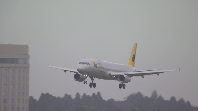 来年から貨物専用機 “クロネコ”が描かれた飛行機、成田到着（日テレ