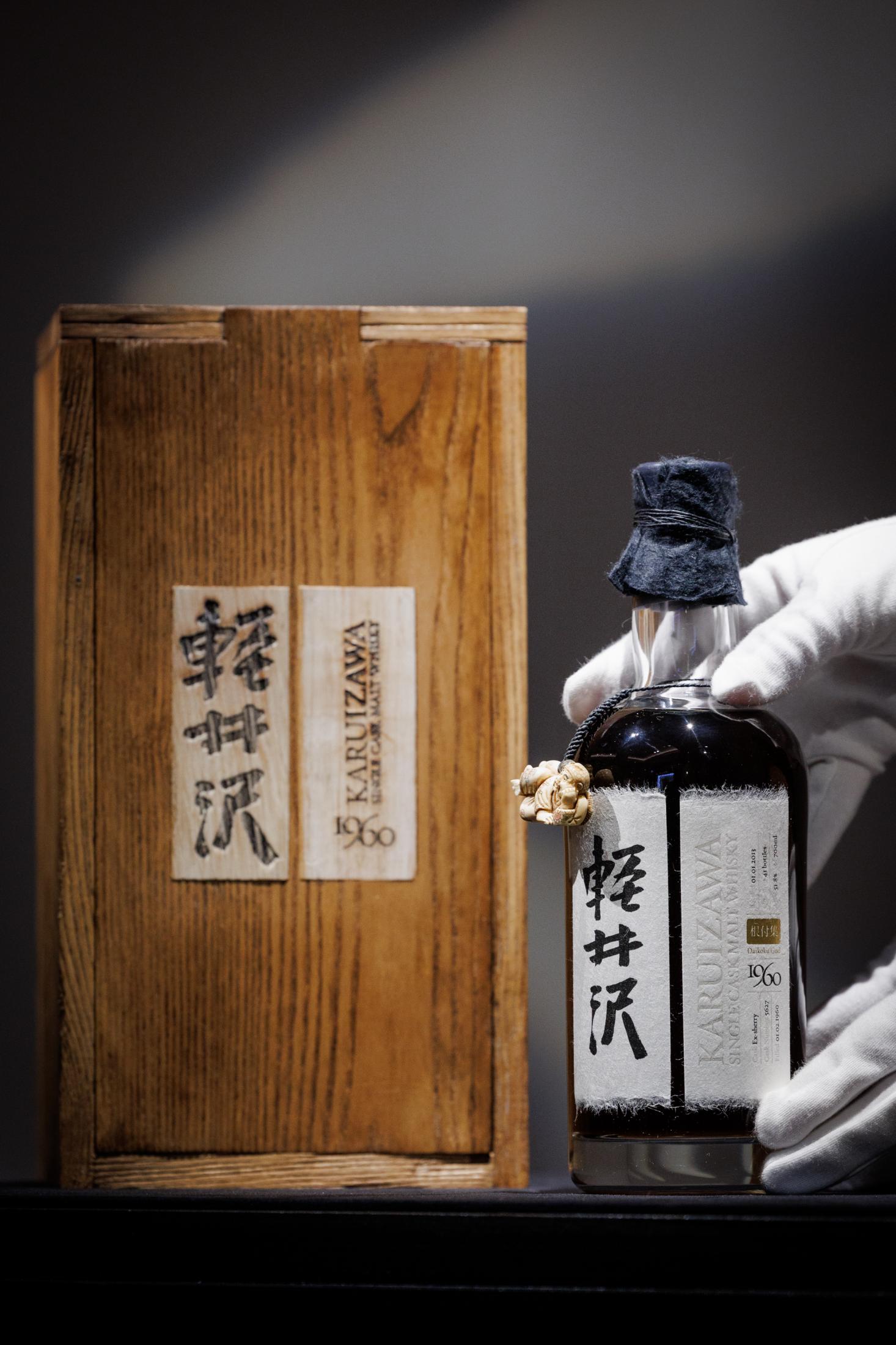 日本製ウイスキー、英で高値落札 「軽井沢」5600万円（共同通信