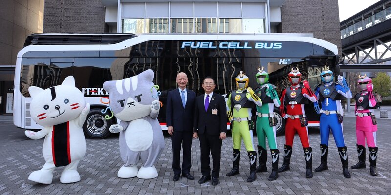 ジェイテクトが燃料電池バスを導入---岡崎市の花園工場で