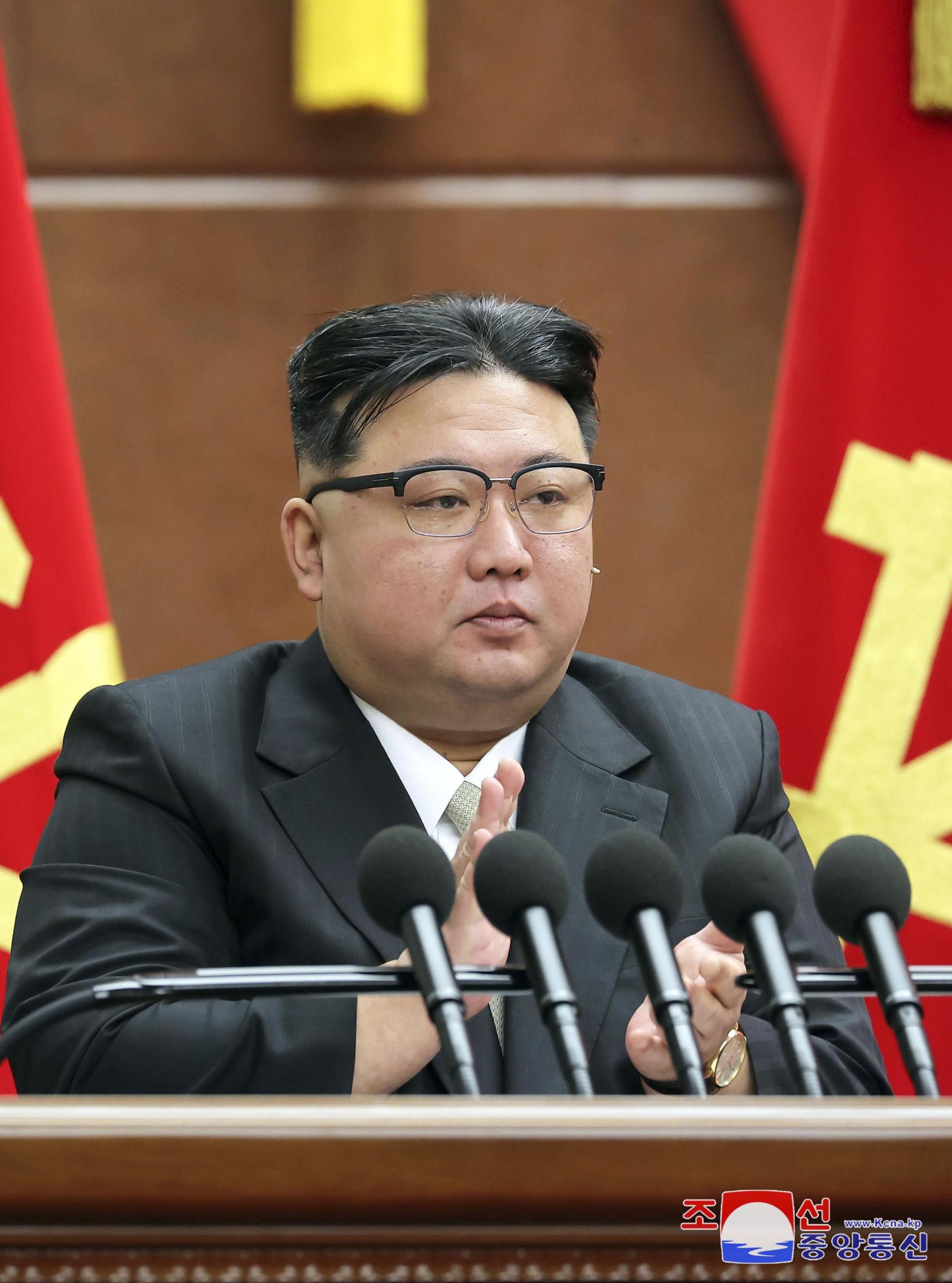 金正恩出席朝鲜人民军连长、连政治指导员大会