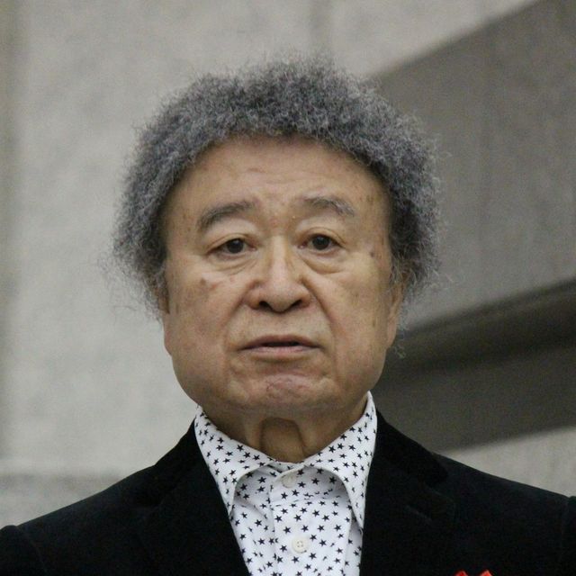 篠山紀信さん死去 宮沢りえ『Santa Fe』の会見で語った心境「相当僕も緊張した」（日テレNEWS NNN） - Yahoo!ニュース