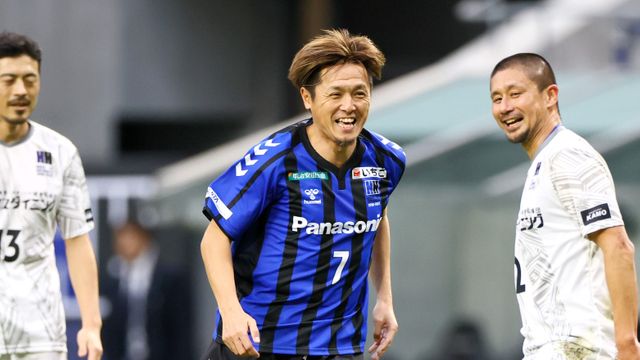 バイバイ！」サッカー元日本代表・遠藤保仁が現役引退を発表 W杯3大会